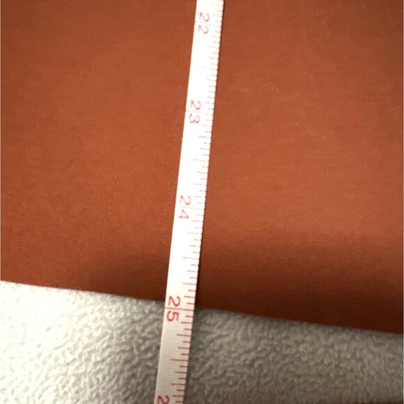 Nike Dri-Fit Yoga Brown Relaxed Fit Womens Top 3X Nylon/Spandex Off-Shoulder - Picture 7 of 7